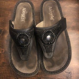 Alegria sandles